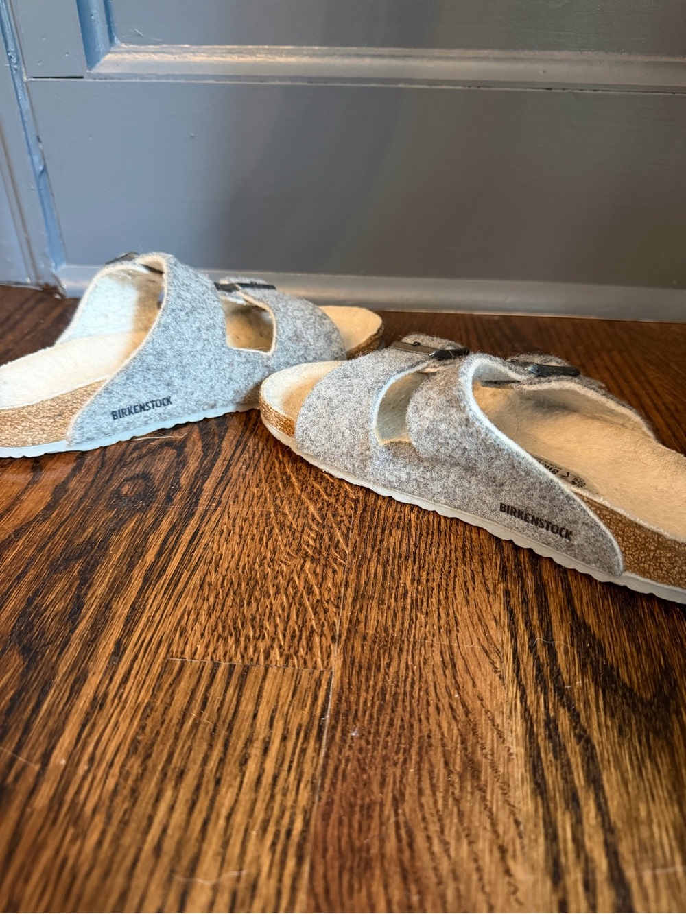 Birkenstock Gray Felt Shearling Lined 2-Strap Buckle Slide Sandals EU 34 - Picture 7 of 8